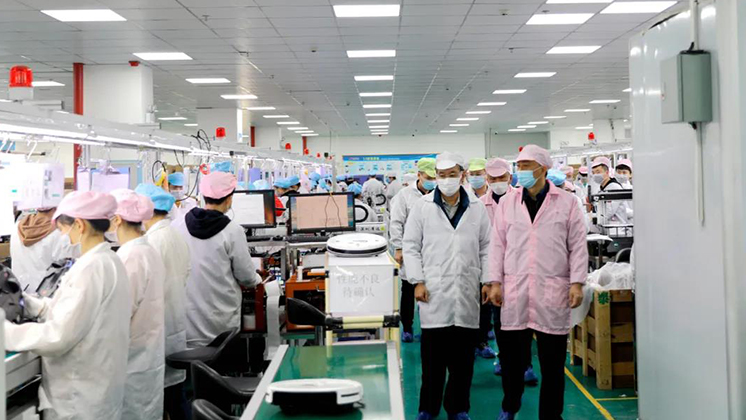 市委常委、市委統(tǒng)戰(zhàn)部部長(zhǎng)王和平:企業(yè)反映的問題我們都要解決，越快越好！”