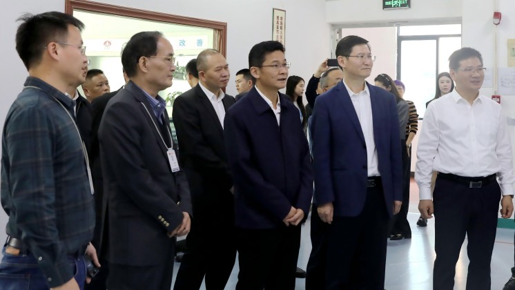 湖南省人民政府副省長、黨組成員曹志強 蒞臨炬神電子調(diào)研